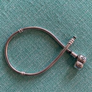 Moments snake chain bracelet